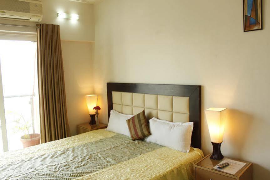 Laurent & Benon Suites, Νάβι Μουμπάι Εξωτερικό φωτογραφία